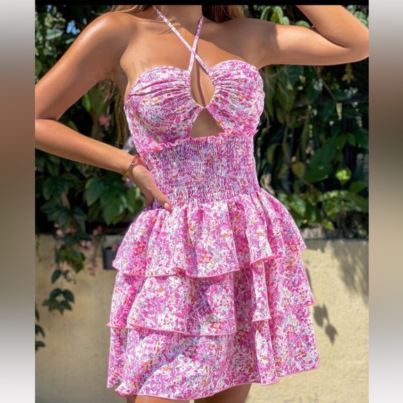 Ditsy Floral Print Shirred Crisscross Back - Picture 7 of 14